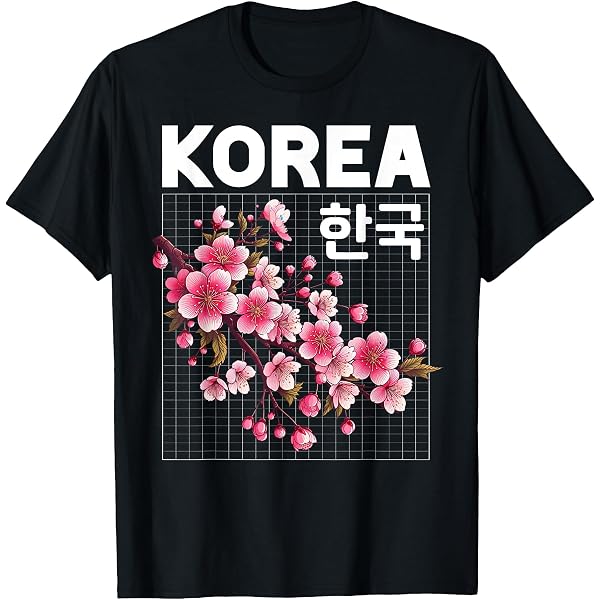 Amazon.com: Womens Fox in Cherry Blossoms Japanese Cute Fox